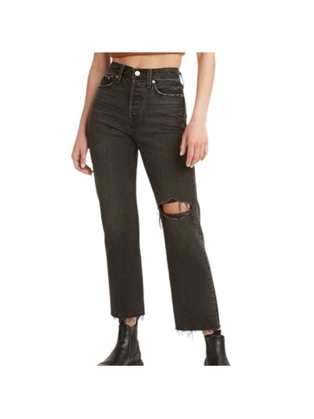 NWT Levi's Wedgie Straight Jeans Distressed Washed Black Raw Hem Size 26 NEW
